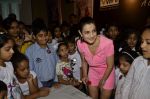 Ameesha Patel at Shortcut Romeo promotions with kids in Vidya Nidhi School, Mumbai on 9th June 2013 (73).JPG